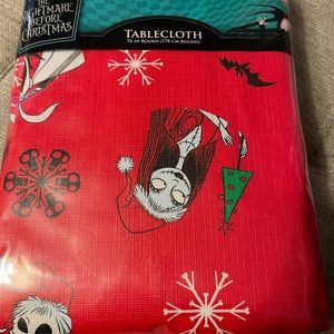 Brand New Nightmare Before Christmas 70” Round Vinyl Tablecloth Jack & Sally Red